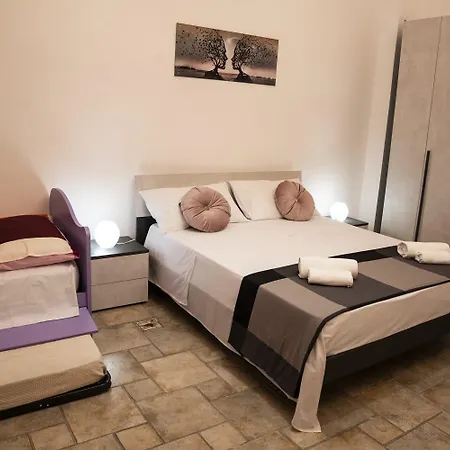 Antony Apartment *