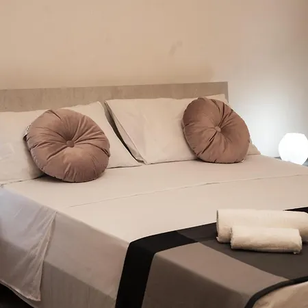 Antony Apartment *